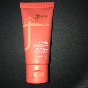 Juvias Place velvety matte foundation